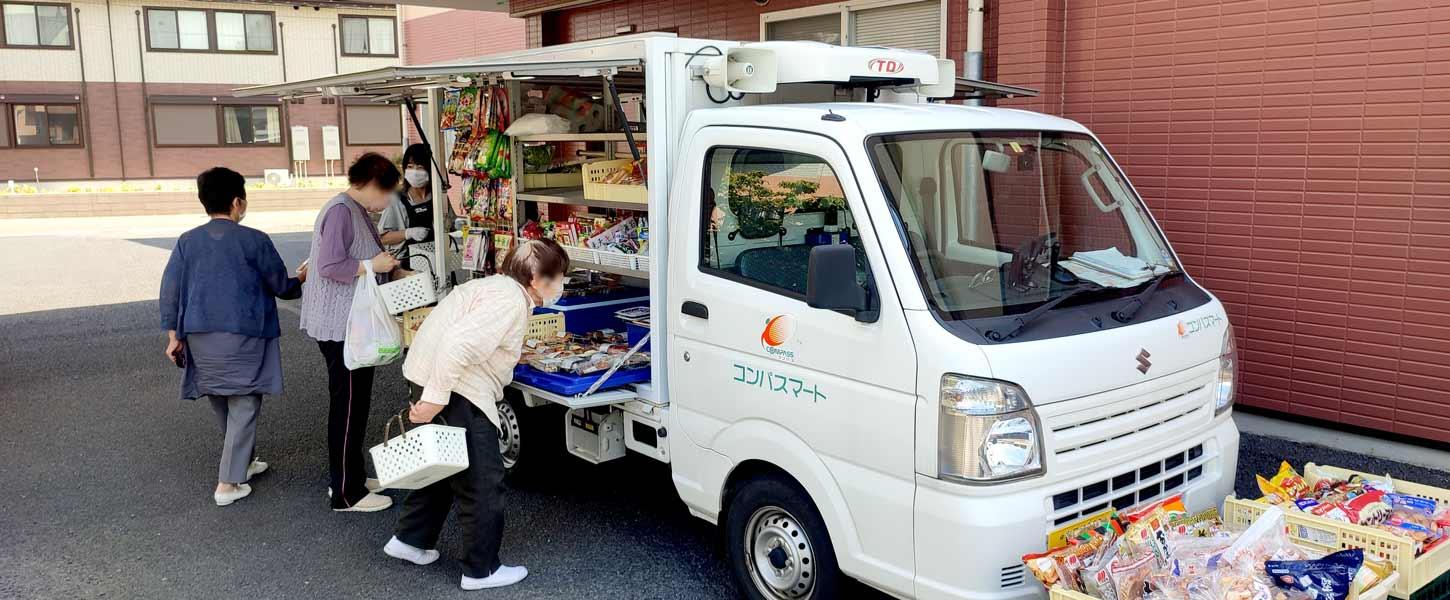 移動スーパー お買い物の様子