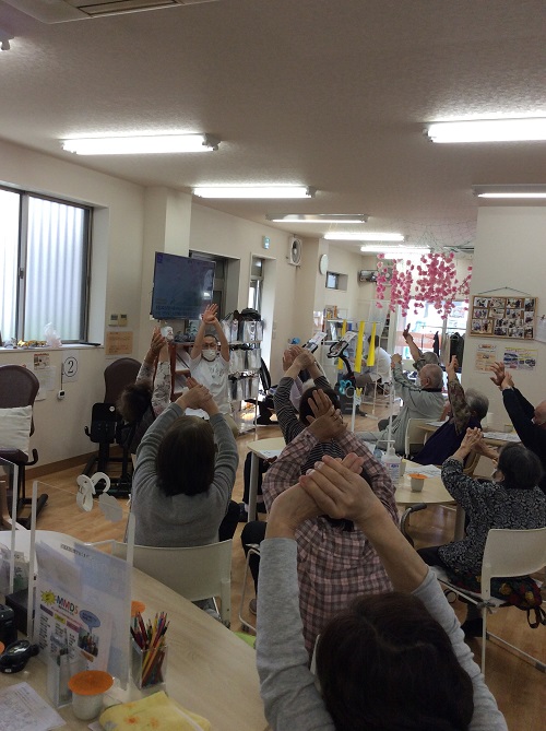 腰のストレッチ風景